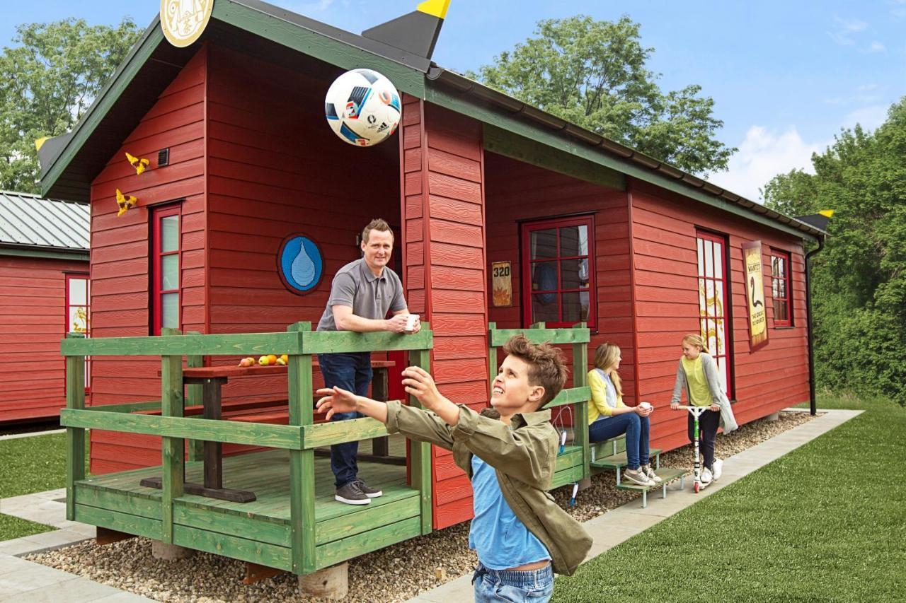 Legoland Ninjago Cabins Billund Ngoại thất bức ảnh